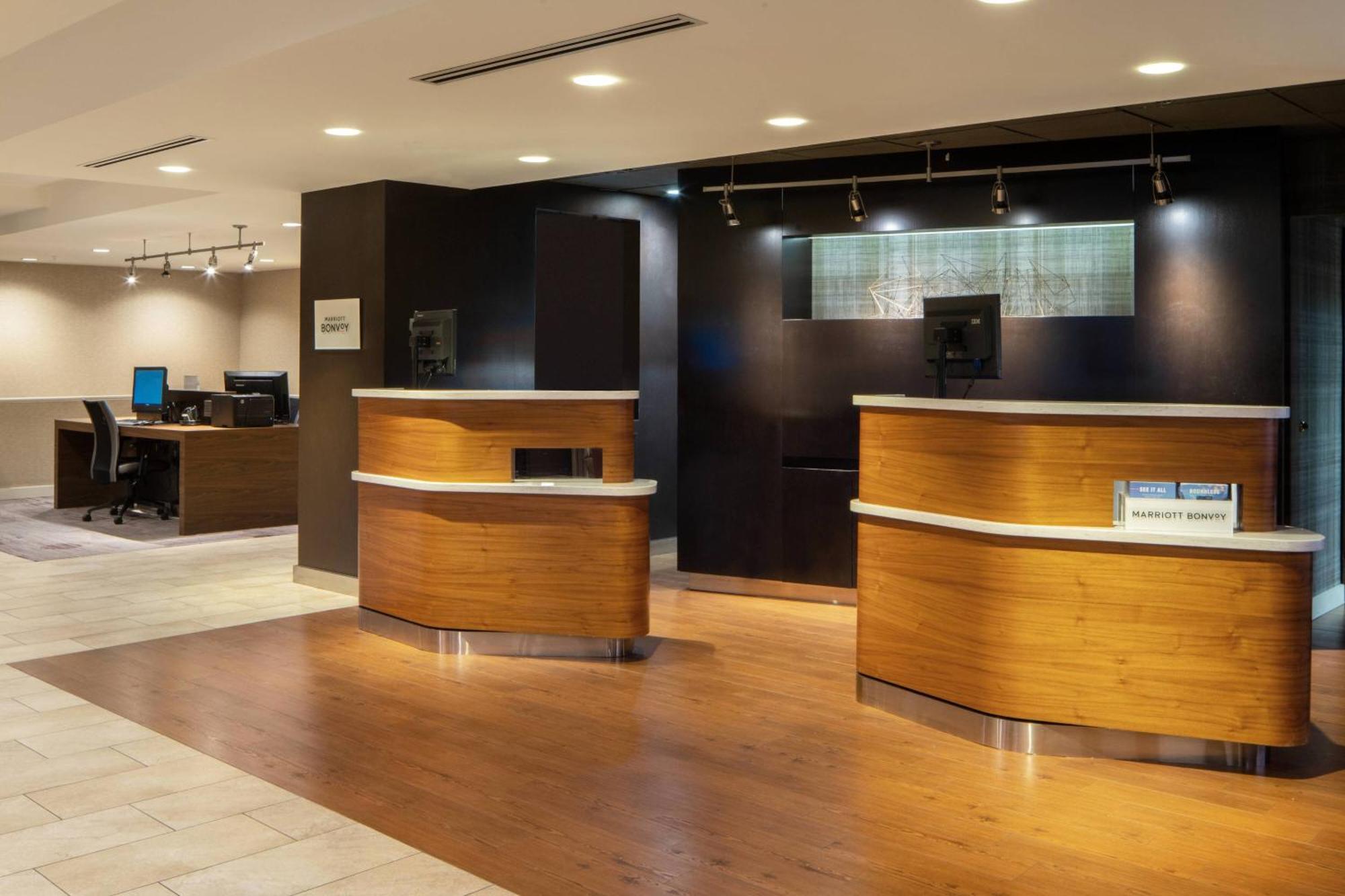 Courtyard By Marriott Dulles Airport Herndon/Reston Eksteriør billede