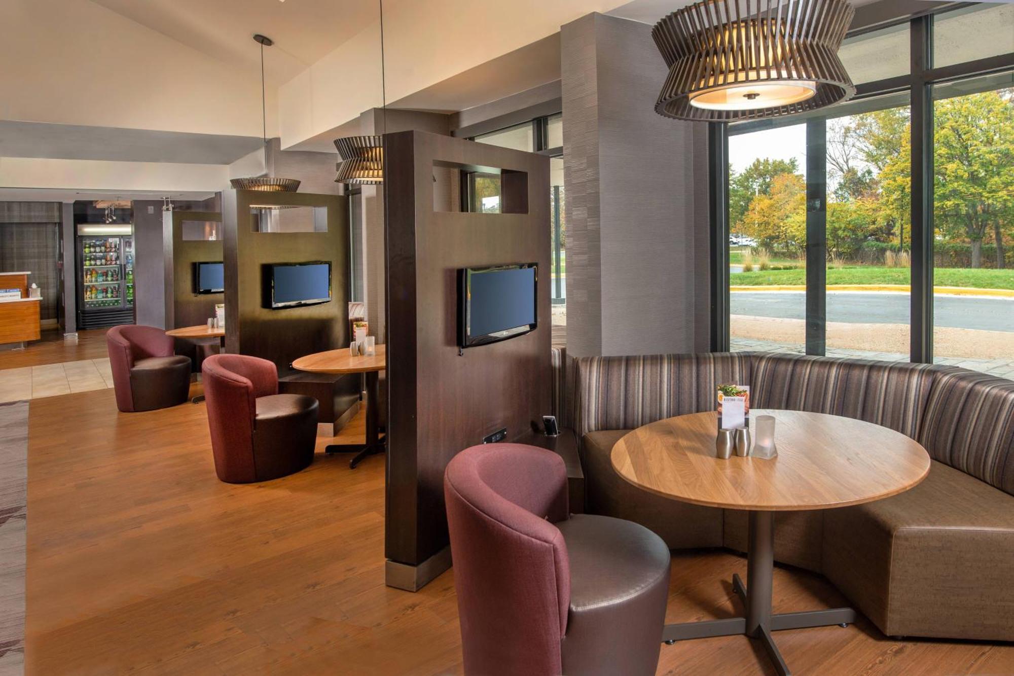 Courtyard By Marriott Dulles Airport Herndon/Reston Eksteriør billede